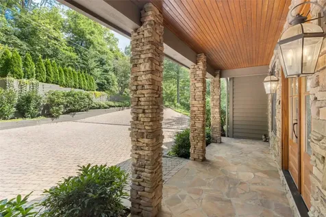 451 Country Club Drive Highlands NC 28741