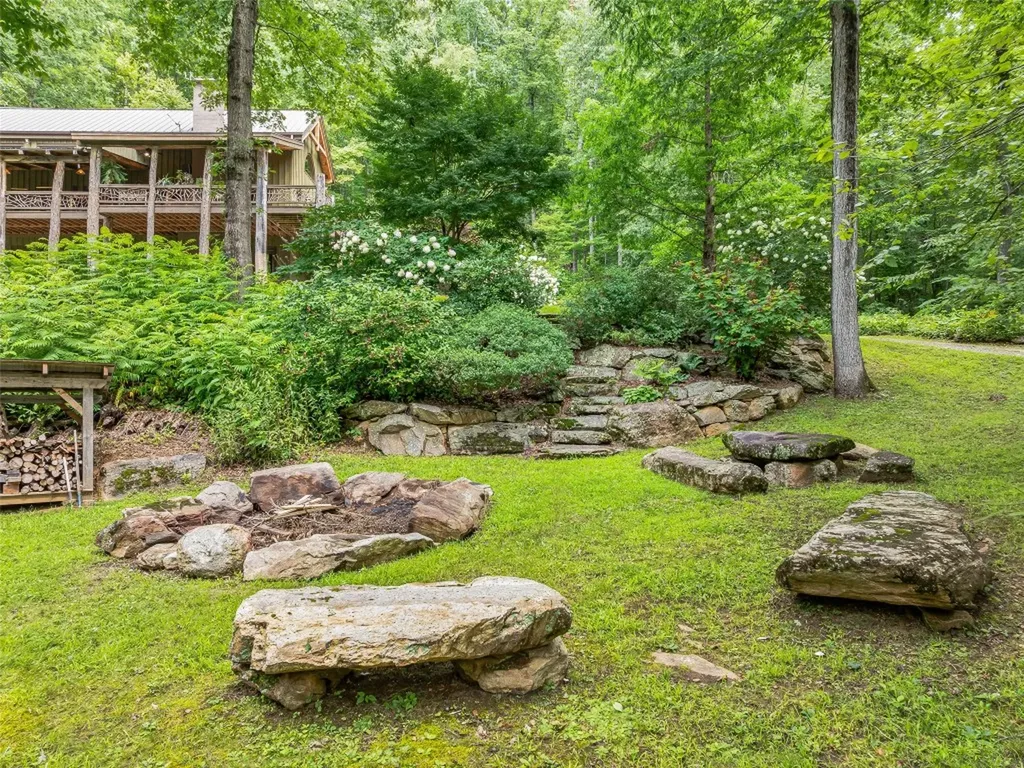 415 Shady Grove Road Tuckasegee NC 28783