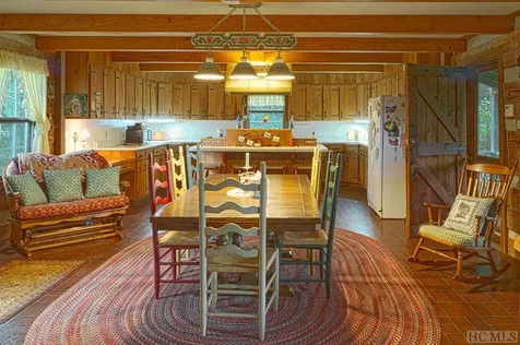 451 Buck Knob Road Scaly Mountain NC 28775