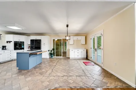 770 Discovery Place Sylva NC 28779