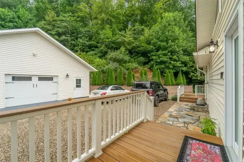 770 Discovery Place Sylva NC 28779