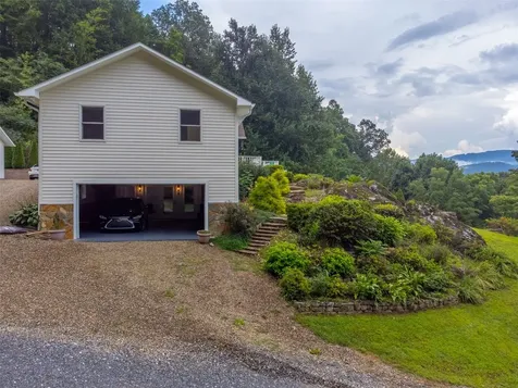 770 Discovery Place Sylva NC 28779