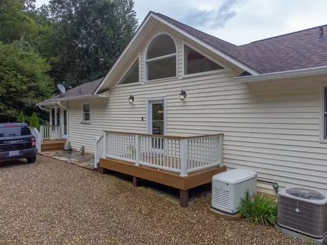 770 Discovery Place Sylva NC 28779