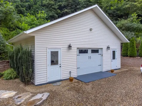 770 Discovery Place Sylva NC 28779