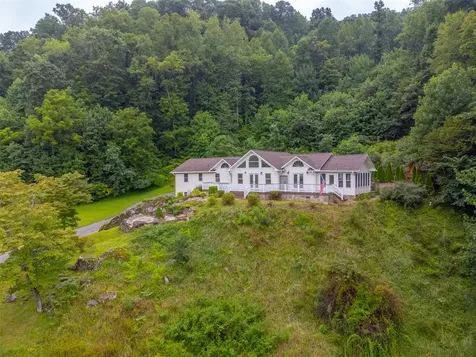 770 Discovery Place Sylva NC 28779