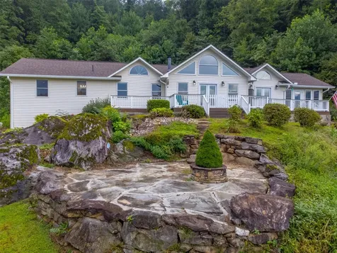 770 Discovery Place Sylva NC 28779