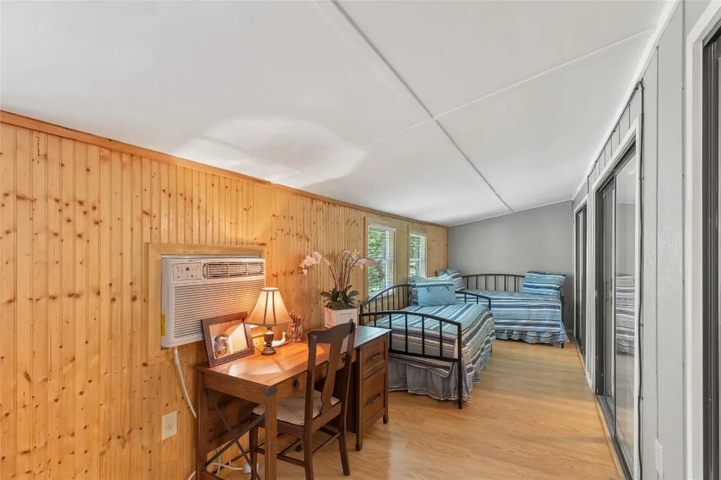 98 Dogwood Knob Sapphire NC 28774