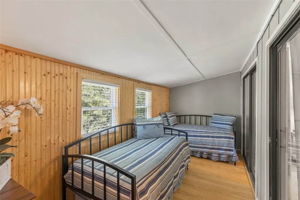 98 Dogwood Knob Sapphire NC 28774