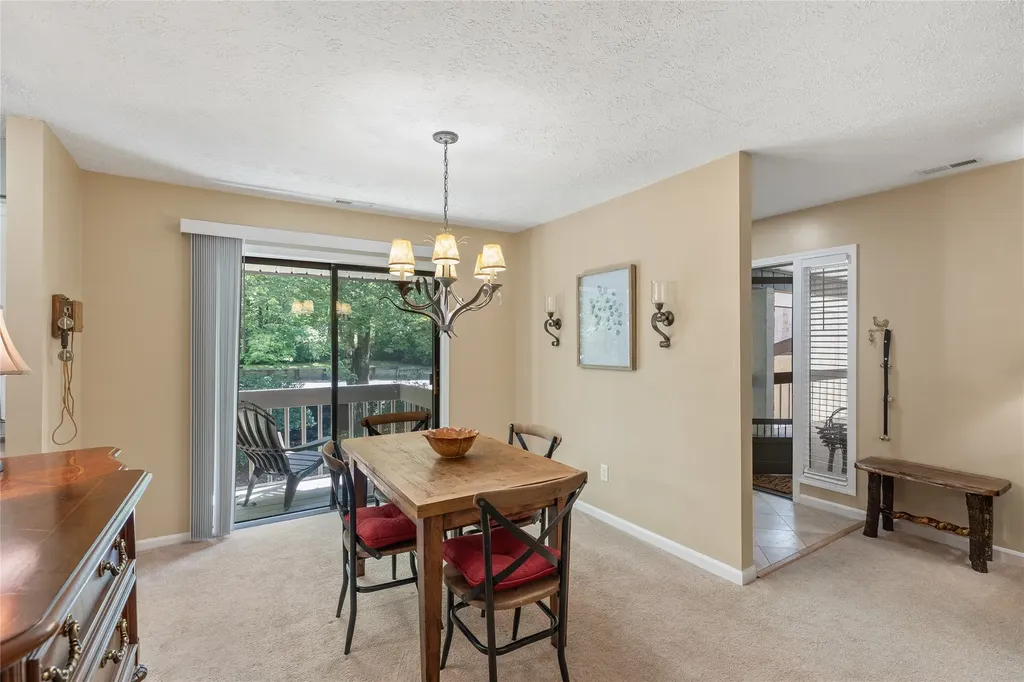 98 Dogwood Knob Sapphire NC 28774