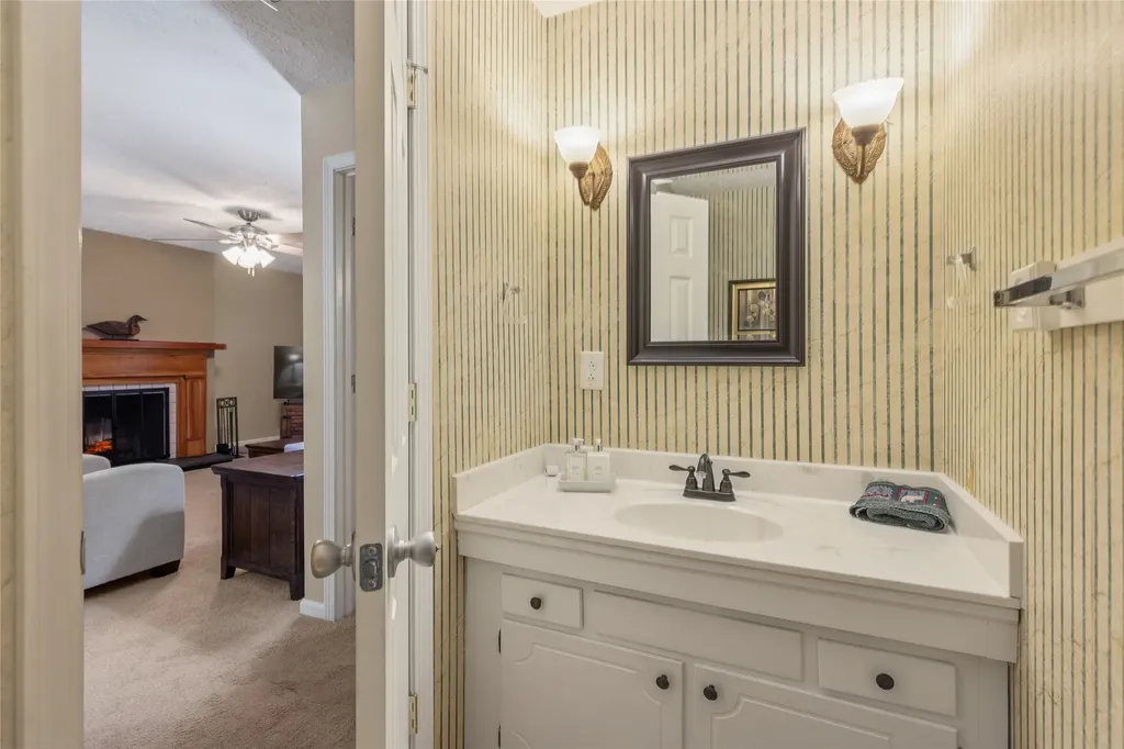 98 Dogwood Knob Sapphire NC 28774