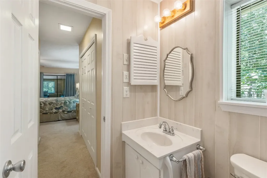 98 Dogwood Knob Sapphire NC 28774