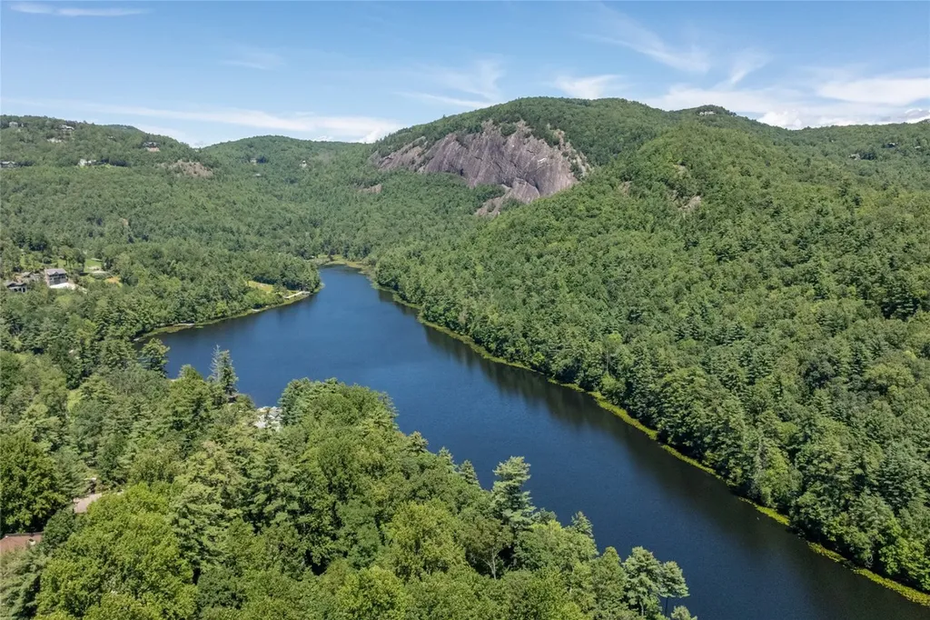 98 Dogwood Knob Sapphire NC 28774