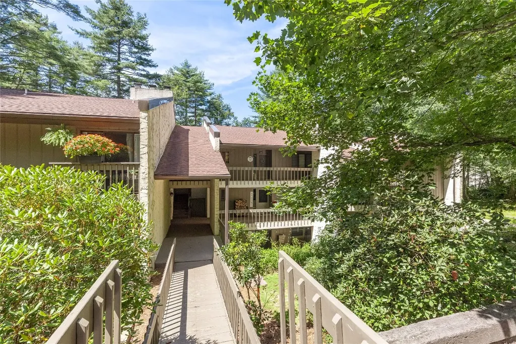 98 Dogwood Knob Sapphire NC 28774