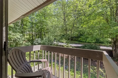 98 Dogwood Knob Sapphire NC 28774