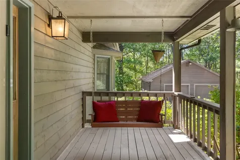 591 Squirrel Hunting Road Cullowhee NC 28723