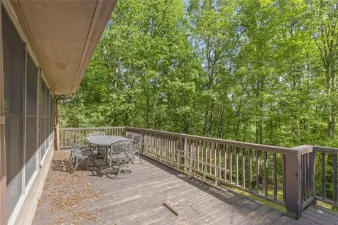 591 Squirrel Hunting Road Cullowhee NC 28723