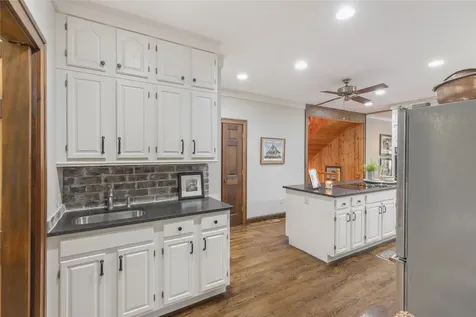 591 Squirrel Hunting Road Cullowhee NC 28723