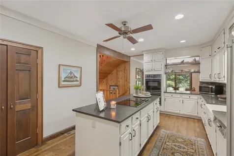 591 Squirrel Hunting Road Cullowhee NC 28723