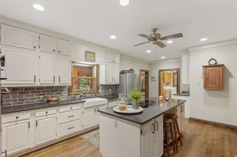 591 Squirrel Hunting Road Cullowhee NC 28723