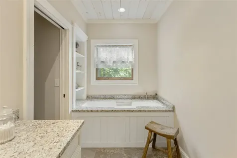 591 Squirrel Hunting Road Cullowhee NC 28723