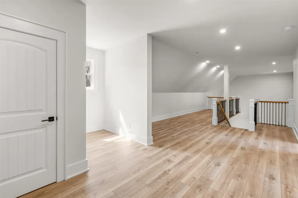 826 New Settlers Way Glenville NC 28736