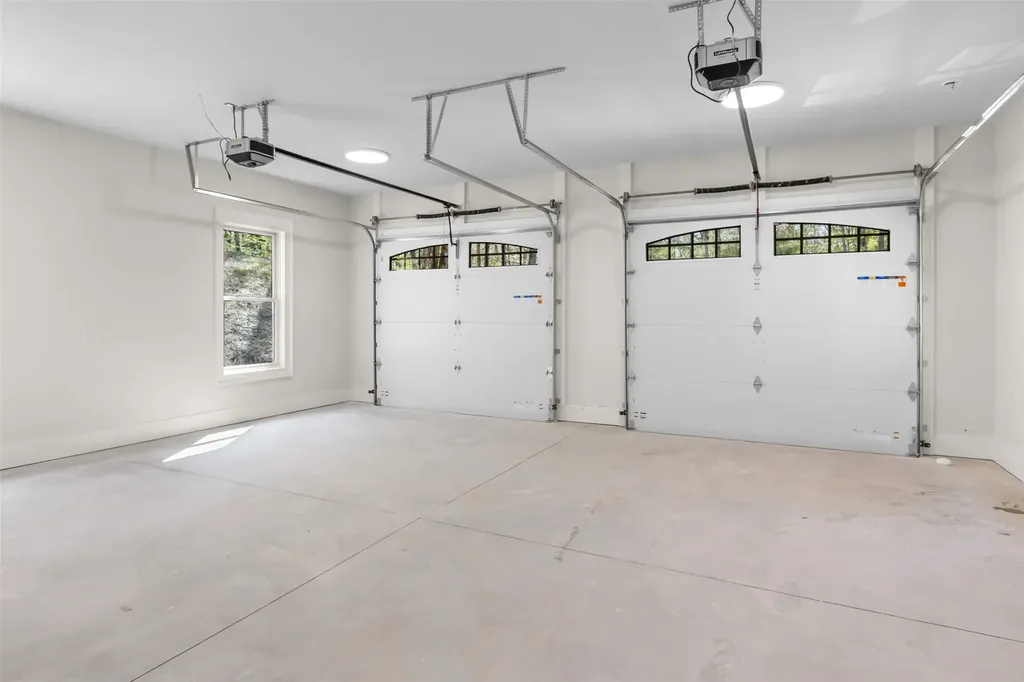 826 New Settlers Way Glenville NC 28736