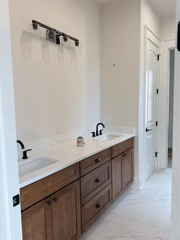 39 New Settlers Way Glenville NC 28736