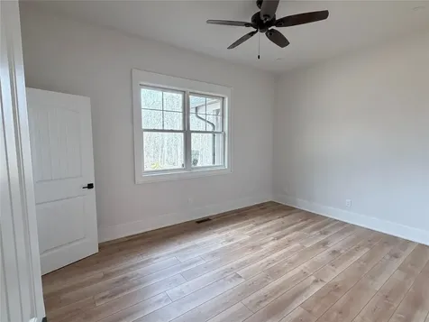 39 New Settlers Way Glenville NC 28736