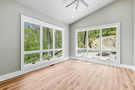 826 New Settlers Way Glenville NC 28736