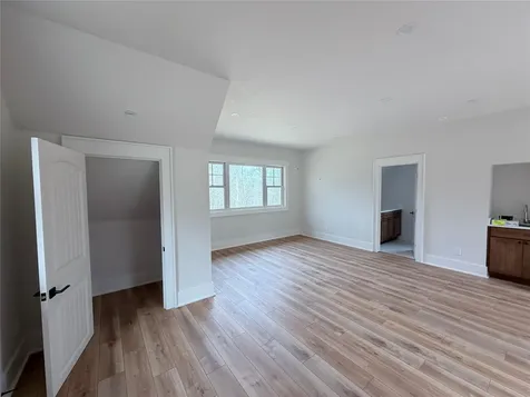 39 New Settlers Way Glenville NC 28736