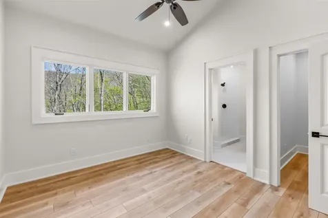 826 New Settlers Way Glenville NC 28736