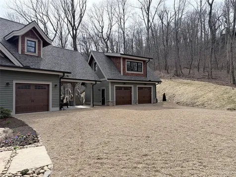 39 New Settlers Way Glenville NC 28736