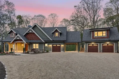 826 New Settlers Way Glenville NC 28736