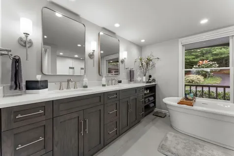 1031 W Rochester Drive Cashiers NC 28717