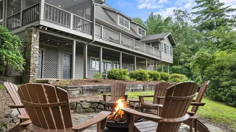 1031 W Rochester Drive Cashiers NC 28717