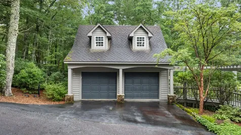 1031 W Rochester Drive Cashiers NC 28717