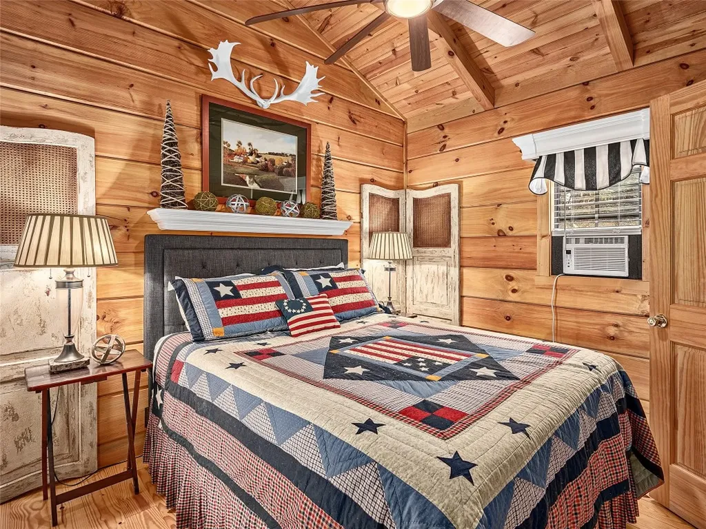 30 Boulder Drive Lake Toxaway NC 28747