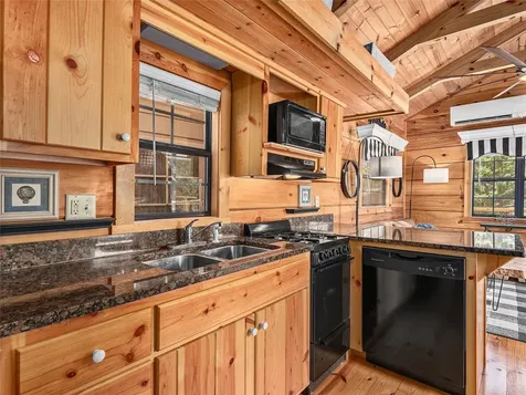 30 Boulder Drive Lake Toxaway NC 28747