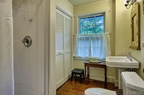 872 Highway 64 Cashiers NC 28717