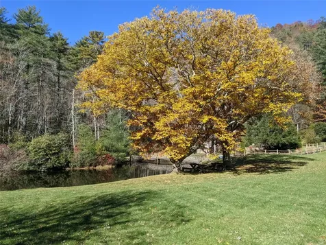 872 Highway 64 Cashiers NC 28717