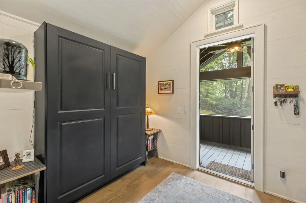 61 Moonstone Loop Highlands NC 28741