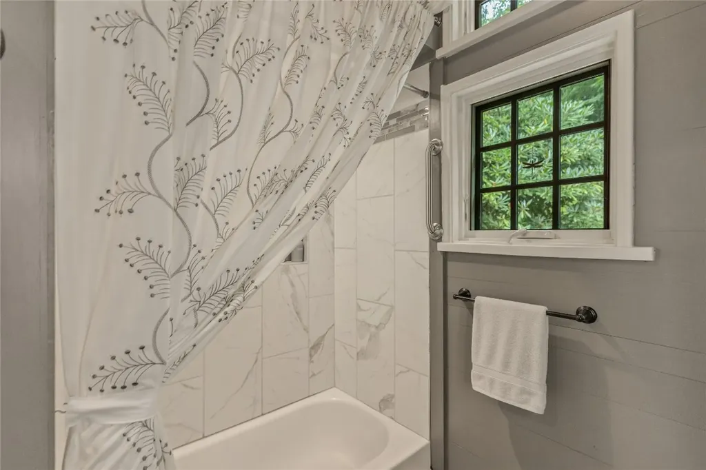 61 Moonstone Loop Highlands NC 28741