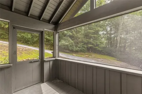 61 Moonstone Loop Highlands NC 28741