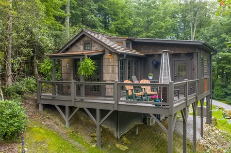 61 Moonstone Loop Highlands NC 28741