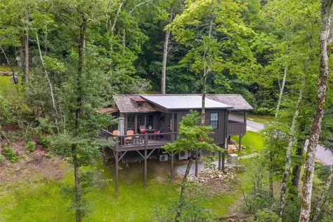 61 Moonstone Loop Highlands NC 28741