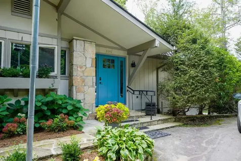 695 Whiteside Mountain Road Highlands NC 28741