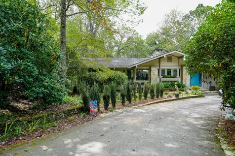 695 Whiteside Mountain Road Highlands NC 28741