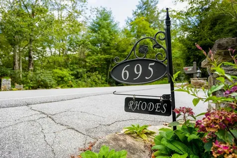 695 Whiteside Mountain Road Highlands NC 28741