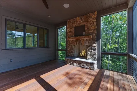 77 Eastland Lane Cashiers NC 28717