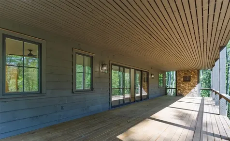 77 Eastland Lane Cashiers NC 28717